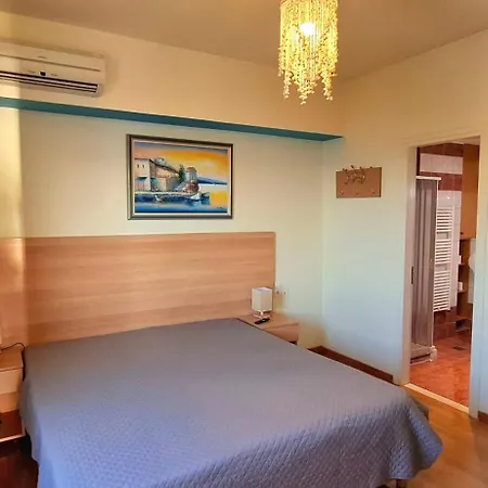 Panoramic Sea View Apartment *