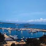 Panoramic Sea View *
